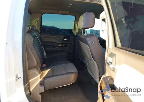 2015 Chevrolet Silverado 1500 1Lt z USA, uszkodzony, nr VIN 3GCPCREC2FG330482